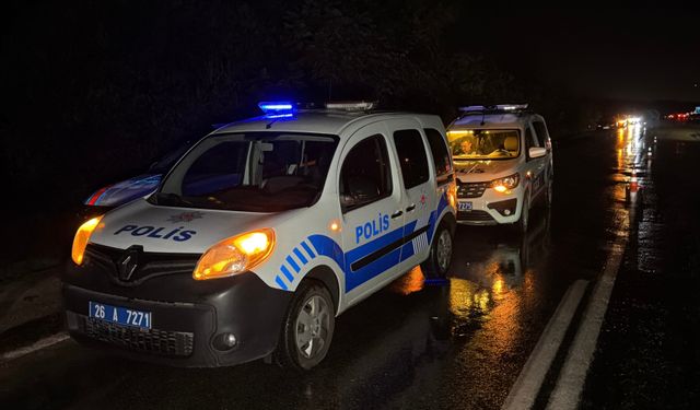 Eskişehir'de feci kaza; 1'i ağır 9 yaralı