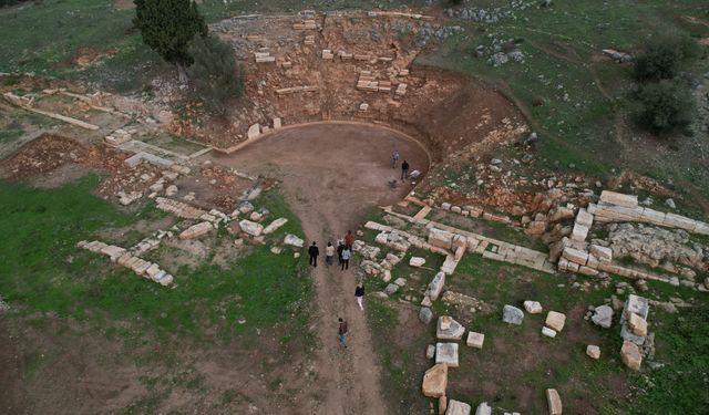Gölyazı Antik Tiyatrosu gün yüzüne çıktı!