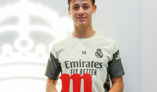 Arda Güler Real Madrid’de ayın oyuncusu seçildi