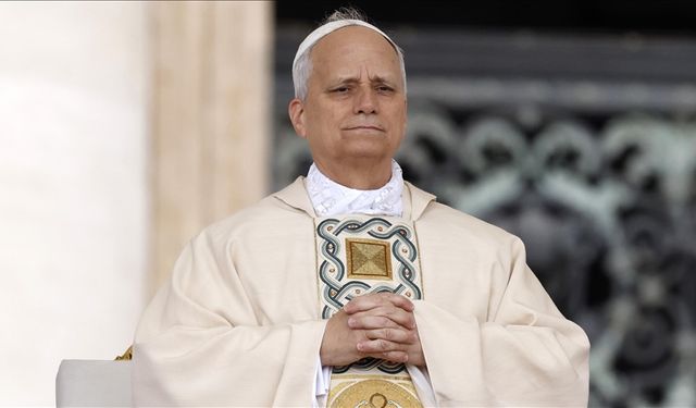 Papa 14. Leo Kimdir?