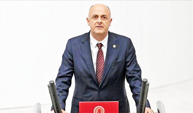 Özlale’den Çarpıcı Sistem Eleştirisi