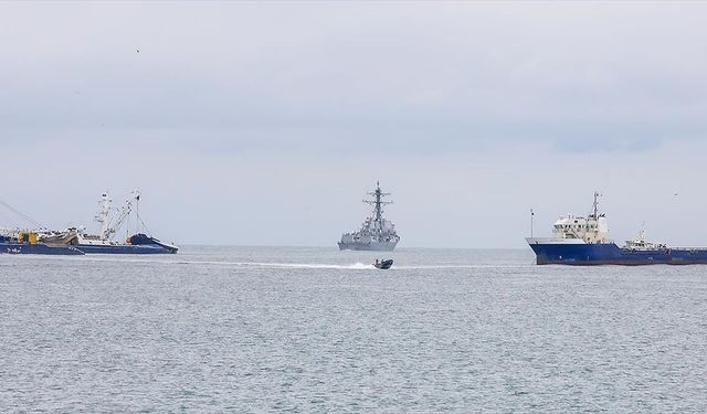 ABD'nin Venezuela açıklarında ikinci gemiyi durduğu iddia edildi