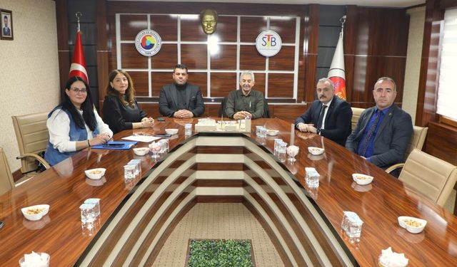 Ticaret Borsası üyelerinden Sivas'taki borsaya ziyaret