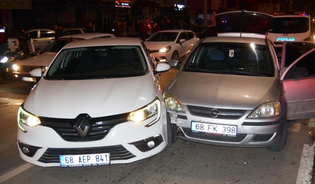 Aksaray’da Alkollü Sürücü Polisten Kaçarken Kaza Yaptı