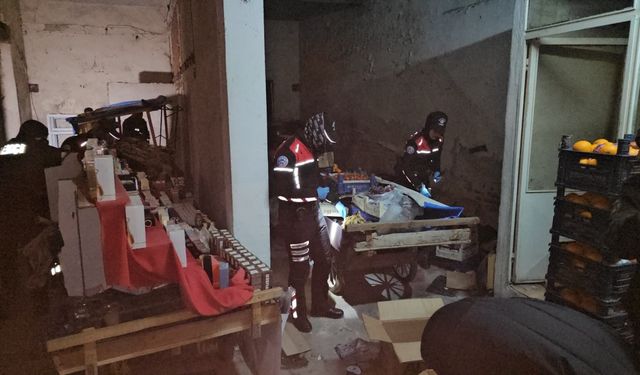 Edirne’de Depoya Baskın: Kaçak Ürünler Ele Geçirildi