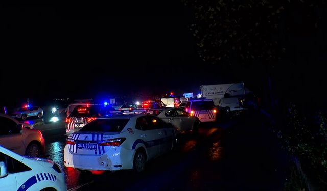 İstanbul'da feci kaza: 3 ölü, 5 yaralı