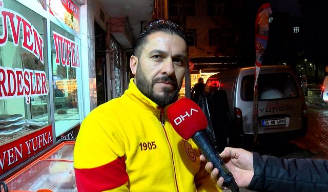 Küçükçekmece’de Yol Çöktü: 2 Araç Çukura Düştü