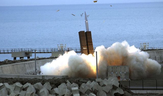 Güvenlikte Yeni Eşik: Yerli Balistik Füze Tayfun'dan Tam İsabet!