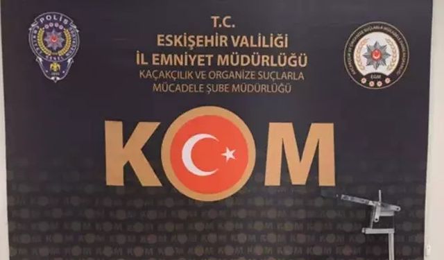 Arızalı Görünümlü Araçta 480 tabanca ele geçirildi