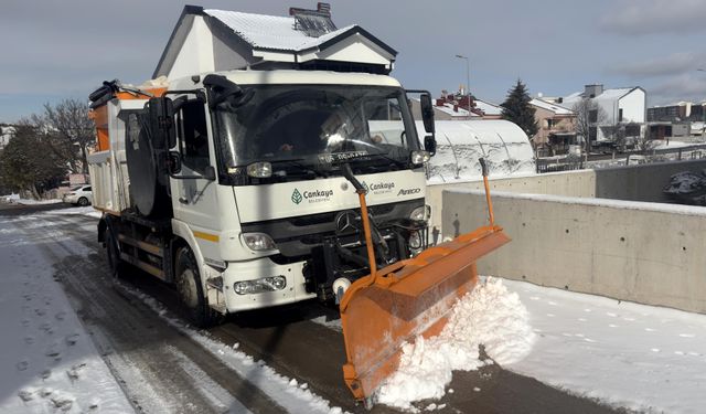Çankaya’da Yılın İlk Gününde Kar Mesaisi