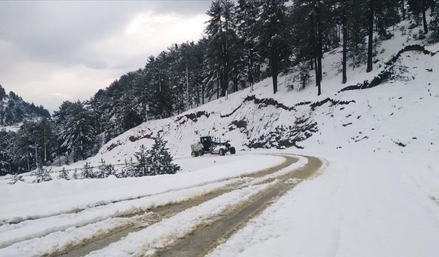 Yoğun Kar Nedeniyle Aladağ’da Taşımalı Eğitime 1 Gün Ara