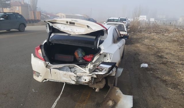 Ankara’da aynı noktada iki kaza: 5 kişi yaralandı