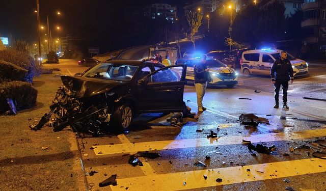 Bursa'da kaza: 3 yaralı