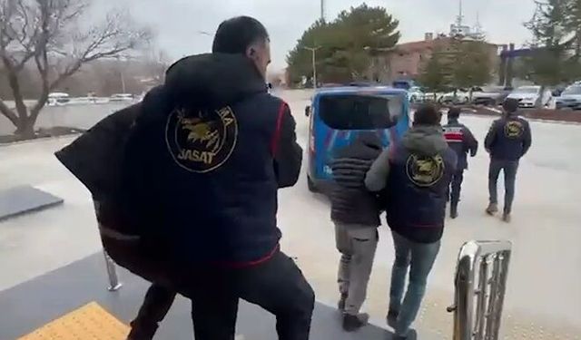 Buzağı çalan 5 şüpheli tutuklandı