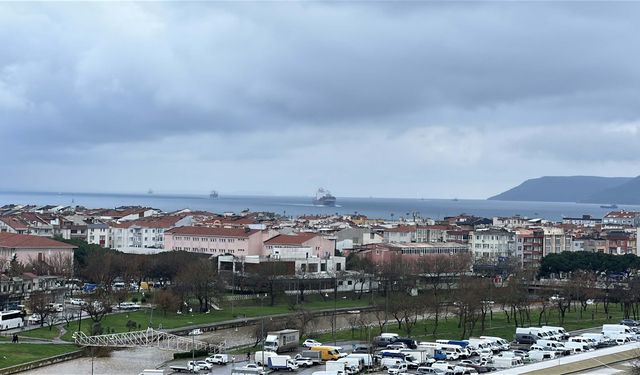 Çanakkale Boğazı 20,5 Saat Sonra Yeniden Açıldı