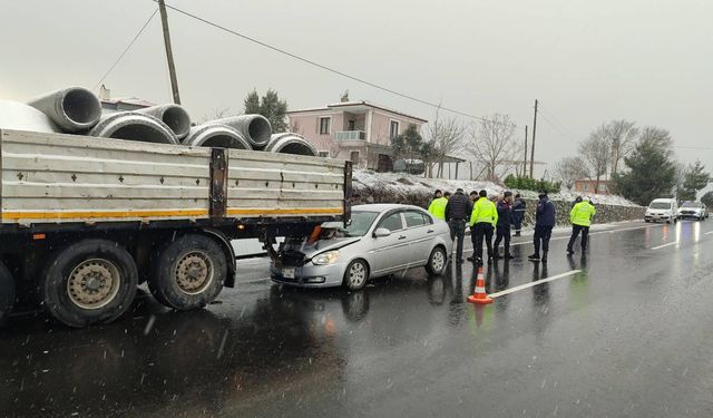 Samsun'da otobüs, yol kenarındaki kazazedelere çarptı