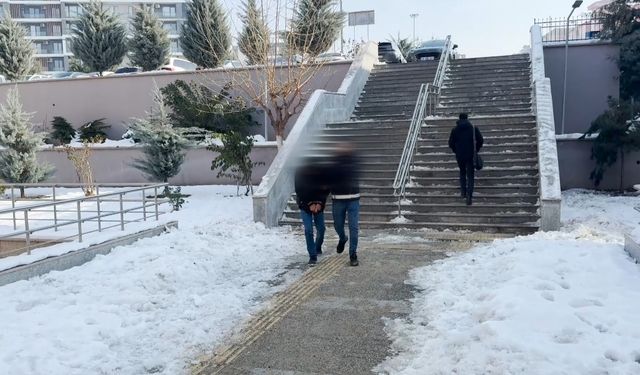 Yolcunun midesinden metamfetamin çıktı