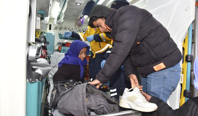 Yollar kardan kapandı, diyaliz hastası kurtarıldı!