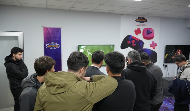 TEKNOMER’DE DİJİTAL FUTBOL COŞKUSU: ESPOR TUTKUNLARI AYNI SAHADA BULUŞTU