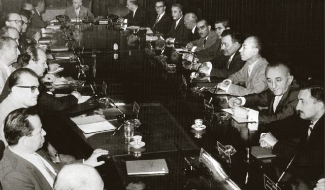 İsmet İnönü Kimdir? İsmet İnönü'nün Son Kabinesi