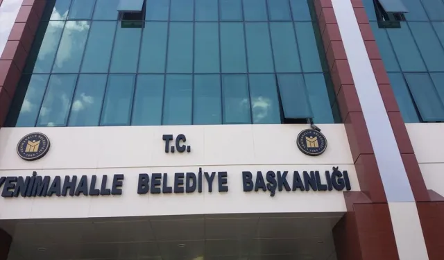 Yenimahalle Belediyesi’nden Öğrencilere Karne Tebriği ve Tiyatro Şenliği Daveti