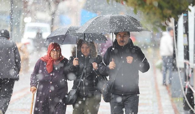 Trakya için kuvvetli kar ve sağanak uyarısı!