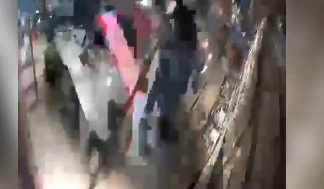 Adapazarı’nda Tütüncü Dükkanında Asma Tavan Çöktü