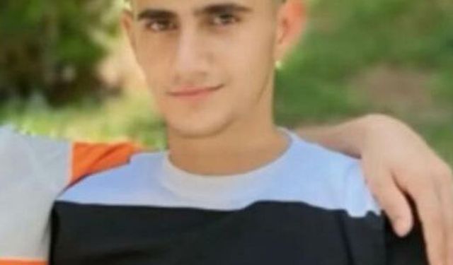 Adana'da Yol Kesip Haraç İsteyen Zorbalar Bıçakla Saldırdı