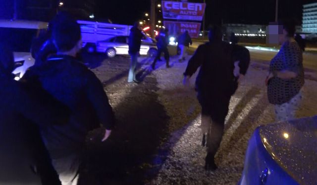Ambulans Önünde Dehşet: Yaralıya İkinci Kez Saldırmaya Çalıştı