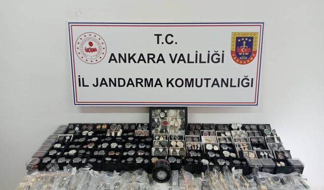 Ankara’da Kaçak Saat Operasyonu