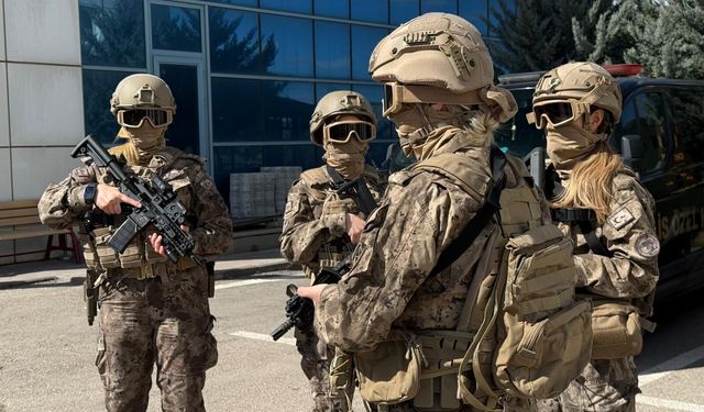 Ankara’da kadın özel harekat polisleri kritik görevlerde!