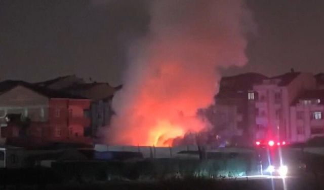 Arnavutköy’de Hurdalık Yangını