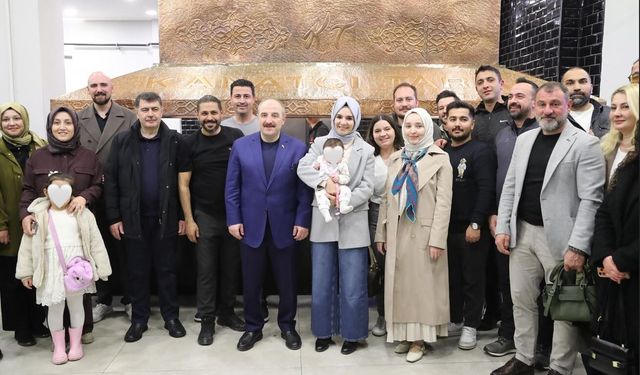 Bakan Göktaş, devlet korumasındaki çocuklarla iftar yaptı