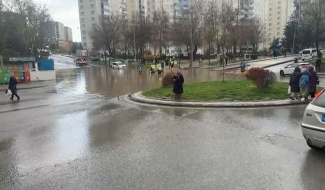 Batman'da sağanak hayatı olumsuz etkiledi
