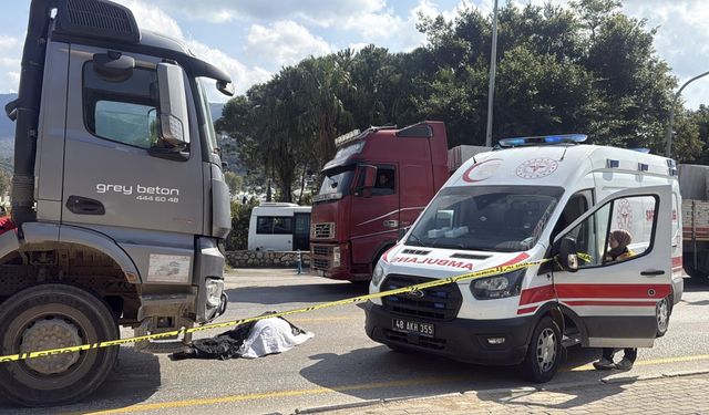 Bodrum’da Beton Mikseri Yaşlı Adama Çarptı: 79 Yaşındaki Murat Murathanoğlu Hayatını Kaybetti