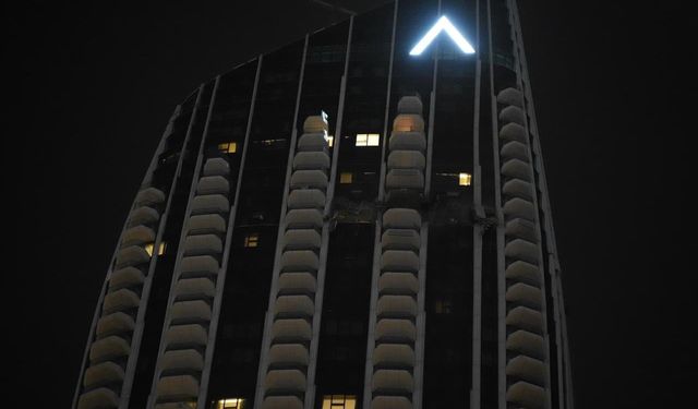 Dubai'de binaya İHA geldi!