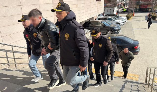 Eskişehir’de Oto Hırsızlığı Operasyonu: 11 Şüpheli Yakalandı