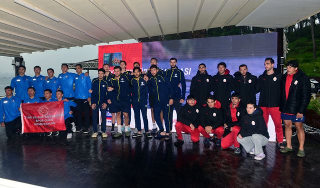 Fenerbahçe’den Kürekte Çifte Zafer