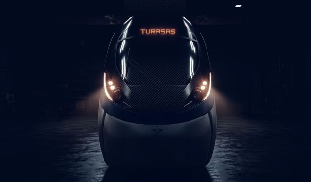 İlk hızlı tren, raylara iniyor