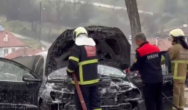 Karabük'te otomobili alevler sardı!
