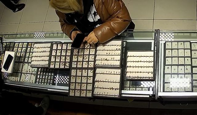Samsun’da 2 Kuyumcu Soygunu: Kadın Hırsız ve Gözcüsü Tutuklandı