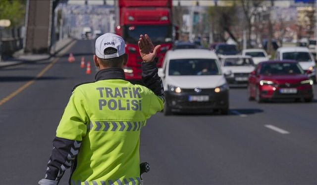 Başkentte Yarın Trafiğe Kapanacak Yollar Açıklandı