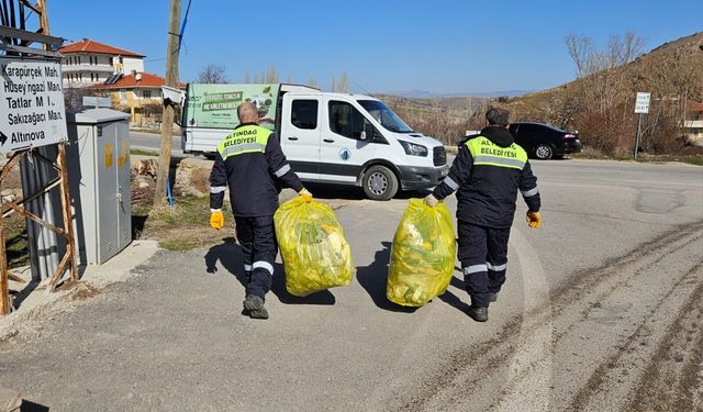 Altındağ’da Bayram Öncesi Mezarlıklar Pırıl Pırıl