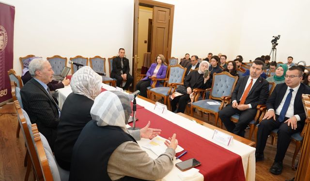 “Bir Dönemin Gölgesi, Bugünün Hafızası” ABSÜ'de çok yönlü ele alındı.