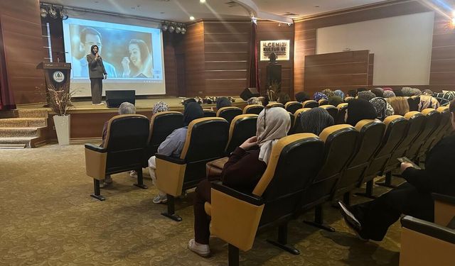 Pursaklar’da Güçlü Anneler İçin Farkındalık Buluşması