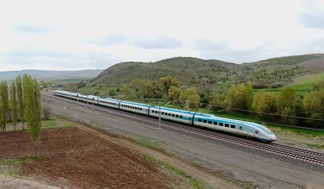 Ankara-Sivas YHT Hattı 3 Yılda 2,3 Milyon Yolcu Taşıdı