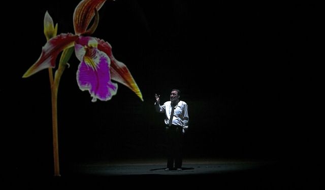 'Firavunla Yüz Yüze' tiyatro oyunu Ankara'da izleyiciyle buluştu