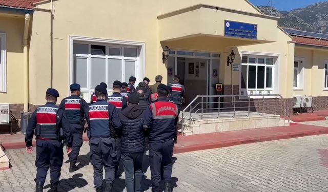 Antalya'da uyuşturucu operasyonları