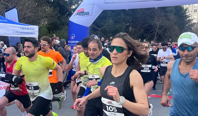 Ataşehir'de 'Ata Koşusu' düzenlendi