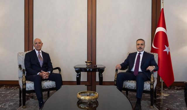Bakan Fidan, ABD Büyükelçisi Barrack'ı kabul etti